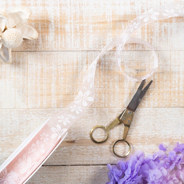 Organzaband Blumenmuster Rosa 25mm 18m – Romantisches Dekoband für Geschenke und Hochzeitsdeko