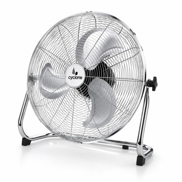 Bodenventilator aus Metall von Cyclone mit drei Flügeln und Schutzgitter, Cyclone Logo auf der Nabe.