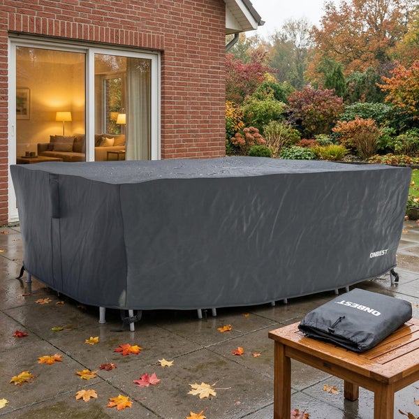 Universelle Gartenmöbelabdeckung passend für verschiedene Gartenmöbelsets wie Essgruppen aus Holz und Lounge-Möbel.