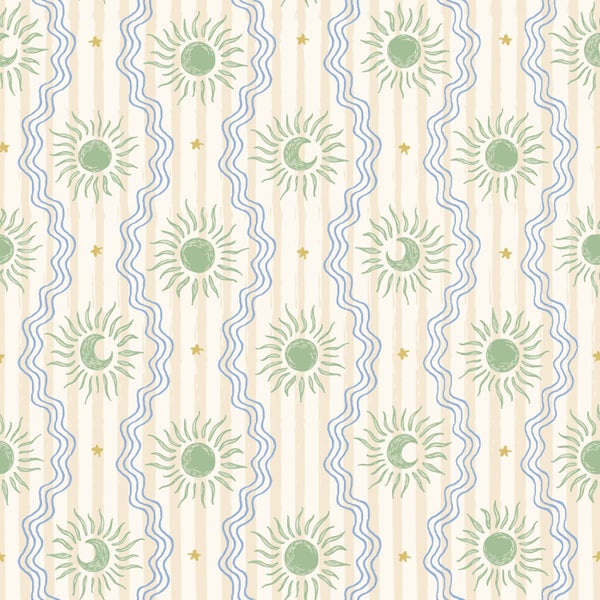 Muster mit handgezeichneten Sonnen, Mondsicheln, Wellenlinien und Sternen auf gestreiftem Hintergrund.