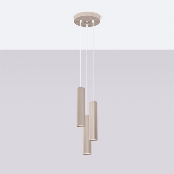 Pendelleuchte mit drei zylindrischen Lampenschirmen