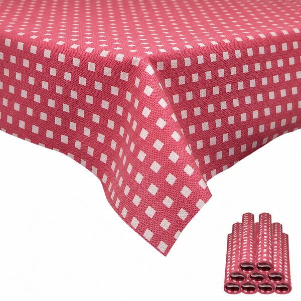 Rot-weiß karierte Tischdecke, über eine Tischkante hängend, inklusive Rollenware im gleichen Muster.