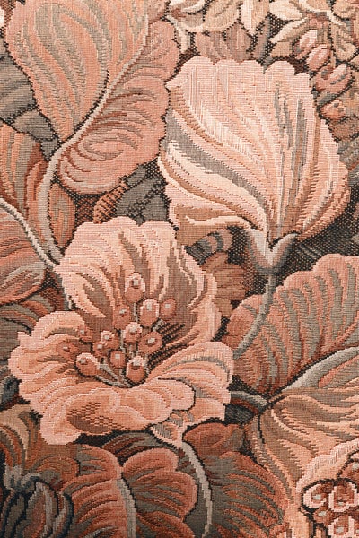 Nahaufnahme eines Textils mit Blumenmuster