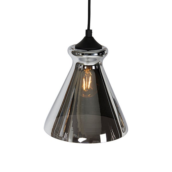 Pendelleuchte mit Lampenschirm in Kegelform