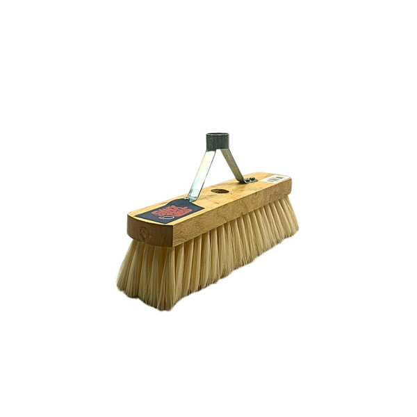 Handfeger mit Holzblock und Metallhalterung