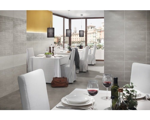 Wandfliese Kerateam Palazzo betonweiss matt strukturiert 30x60 cm