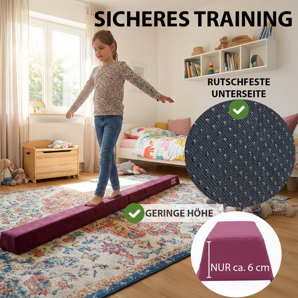 Klappbarer Schwebebalken für Kinder in einem hellen Zimmer inklusive Tragetasche und platzsparendem Design.