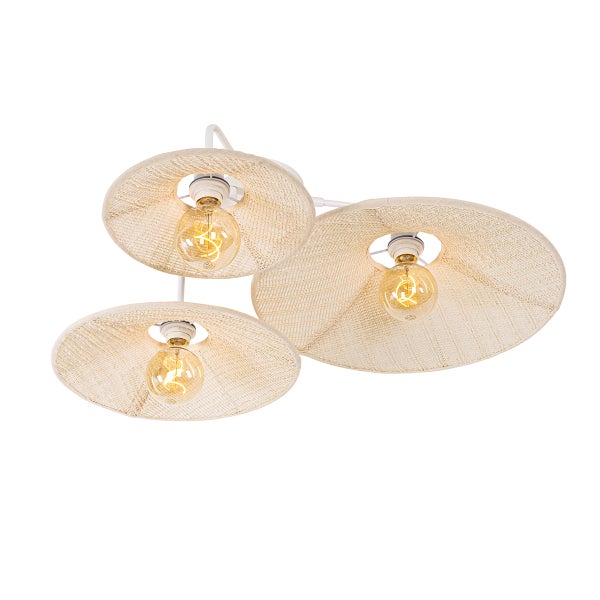 Deckenleuchte mit drei runden Lampenschirmen aus Bast