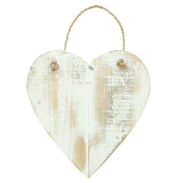 Herzförmiges Dekoschild aus Holz mit Aufhängung