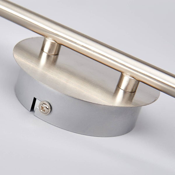 Detailaufnahme einer Wandleuchte aus Metall