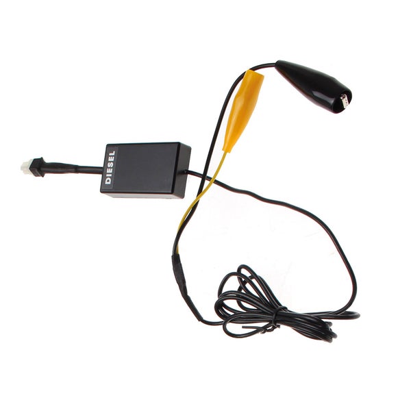 Knipex Elektronik Seitenschneider zum Schneiden eines Widerstands vor einer Platine