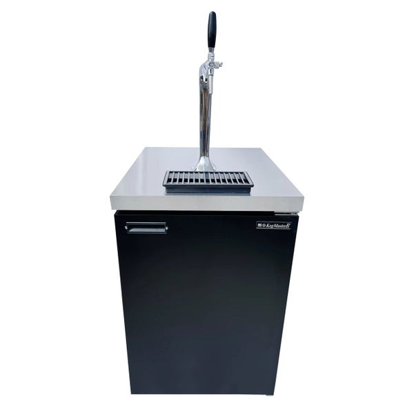 Bierzapfanlage mit Zapfhahn und Abtropfschale