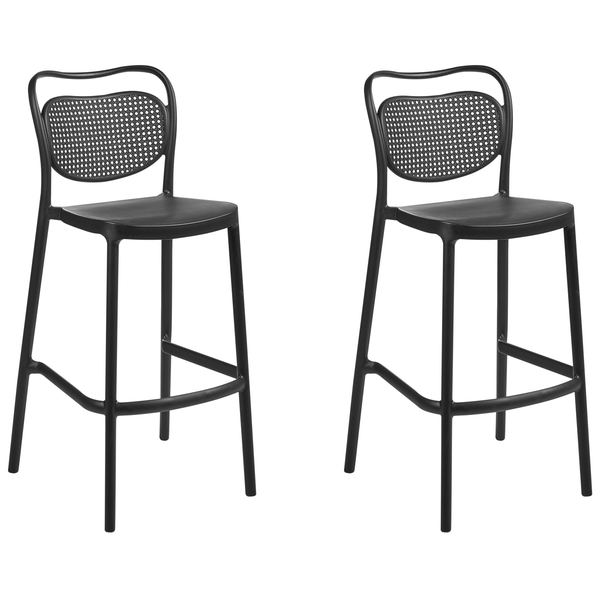 Zwei schwarze Barhocker mit Rattan-Rückenlehne