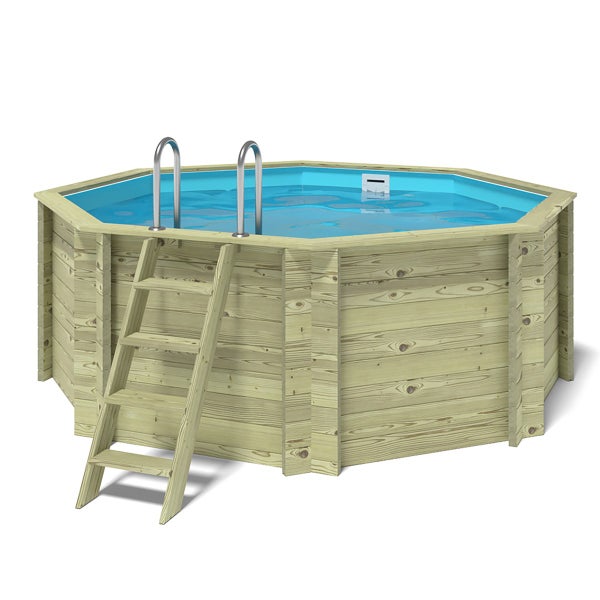 Achteckiger Holzpool mit Leiter und Wasser