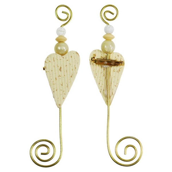 Zwei dekorative Herzstecker mit Perlen und Spirale