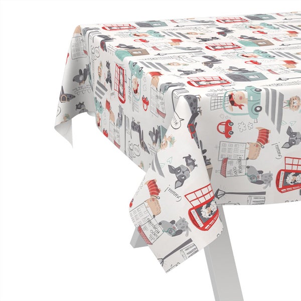 Tischdecke mit Tiermotiven auf einem Tisch