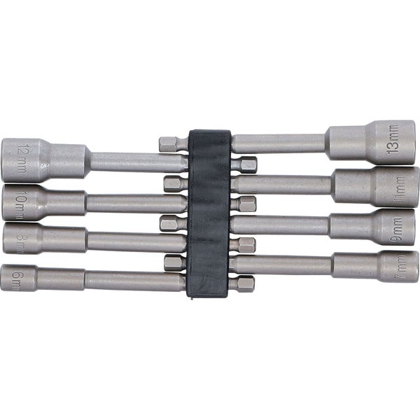 Steckschlüsseleinsatz Set mit verschiedenen Größen, gehalten durch eine Halterung.