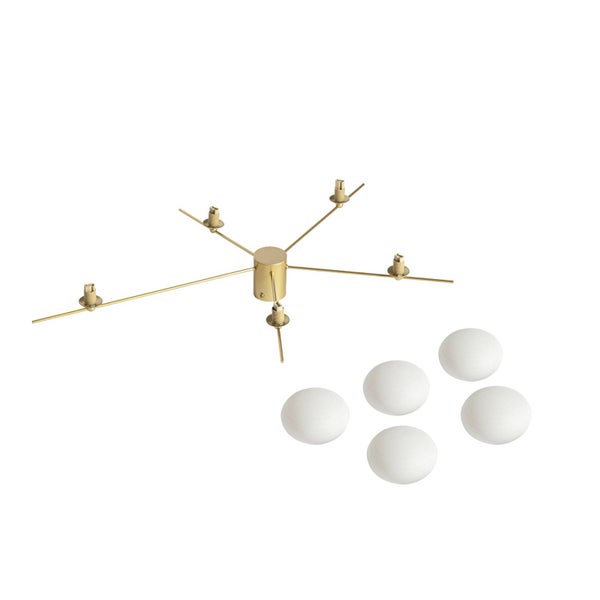 Goldfarbene Deckenleuchte mit fünf Lampenschirmen