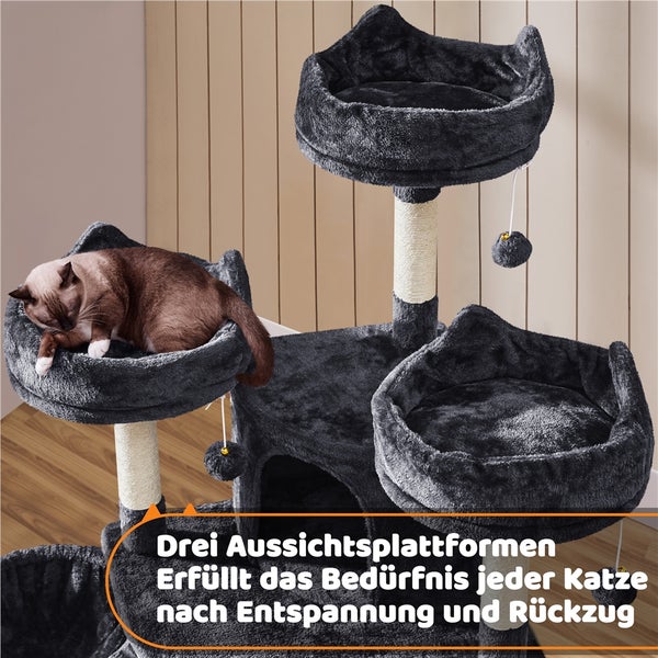 Katzenkratzbaum mit Liegeflächen und Kratzsäulen, eine Katze liegt auf einer Liegefläche