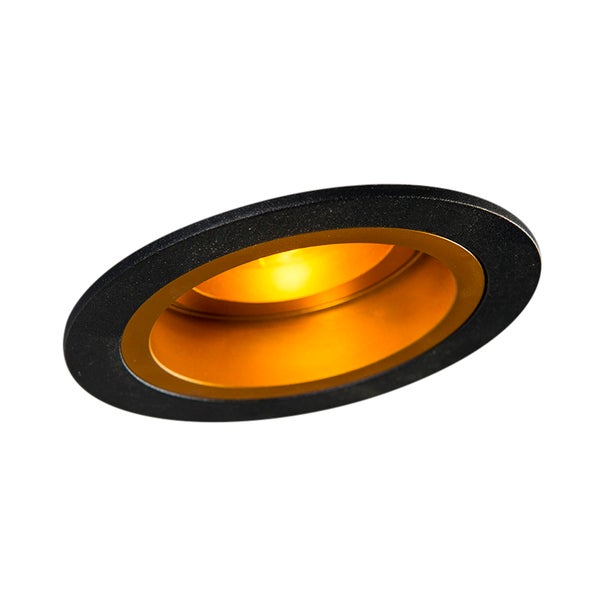Runder Einbaustrahler mit schwarzem Gehäuse und goldfarbenem Reflektor.