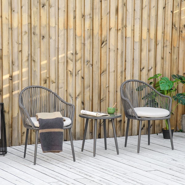 Outsunny 3-teilige Rattan Gartenmöbel-Set Sitzgruppe, Gartengarnitur mit 2 Gartenstühlen, Beistelltisch mit Hartglasplatte, Kissen, für Balkon, Terrasse, Stahl, Dunkelgrau