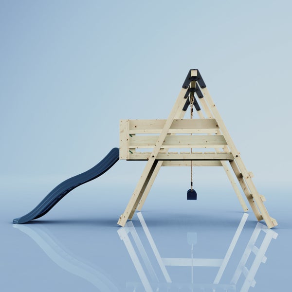 Holz-Gartenpavillon mit Walmdach, ausgestattet mit einer Ecklounge und einem Tisch, in einem Garten bei Dämmerung.