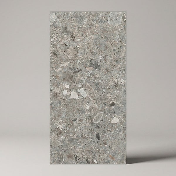 Wandfliese oder Bodenfliese mit Terrazzo Optik in rechteckiger Form