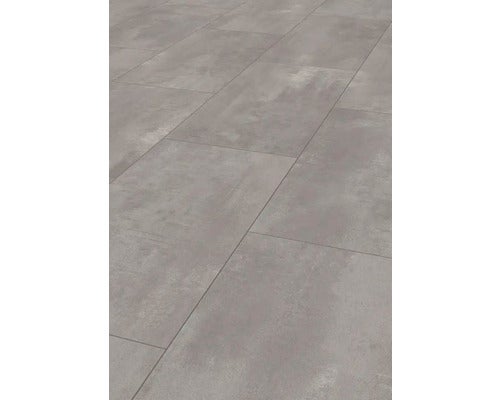 Bodenbelag aus Laminat in Holzoptik
