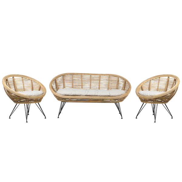 Gartenmöbelset mit Rattansofa und zwei Rattansesseln