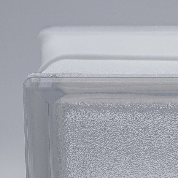 Detailansicht eines Kunststoffbehälters mit Deckel