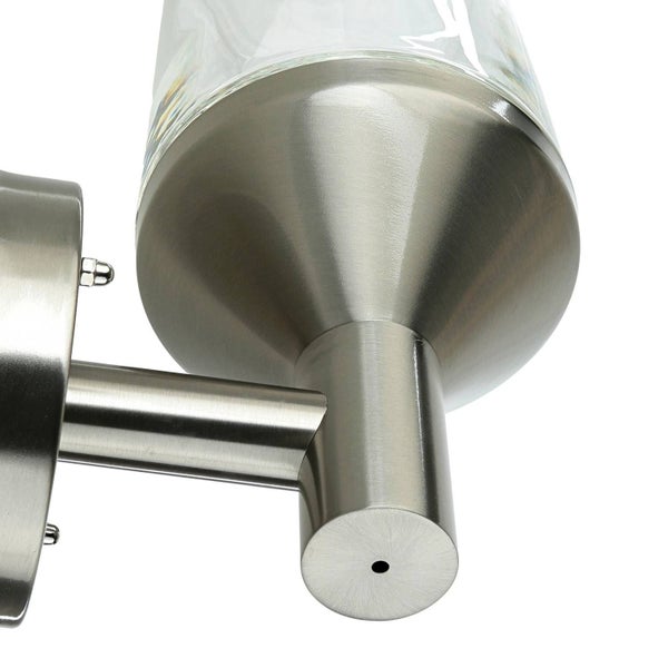 Wandleuchte mit Glas und Metallelementen