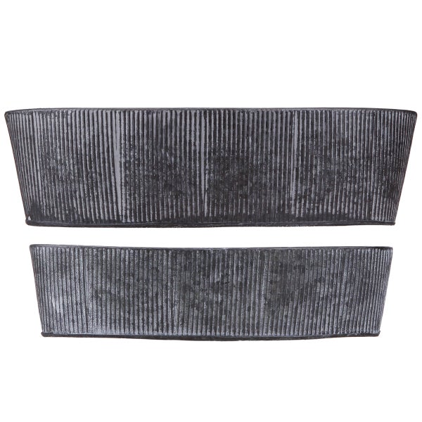 Zwei längliche Pflanzgefäße mit gerippter Oberfläche