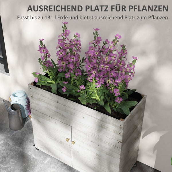Detailaufnahme eines Teppichs mit einem Messlineal zur Darstellung der Teppichhöhe