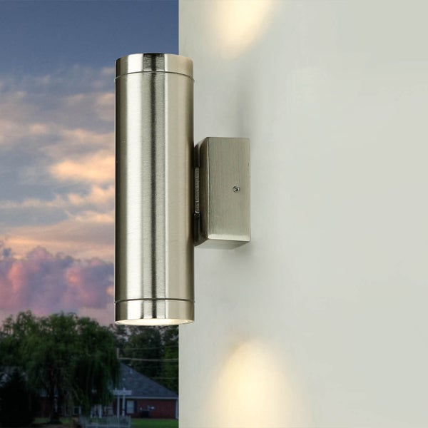 Wandleuchte aus Metall für den Außenbereich