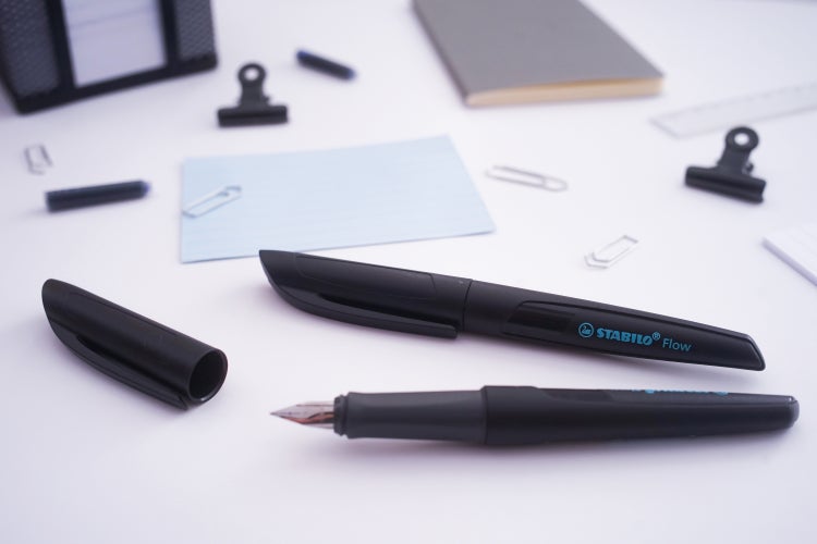 STABILO Füller Flow ACTIVE schwarz Füller, inklusive Patrone
