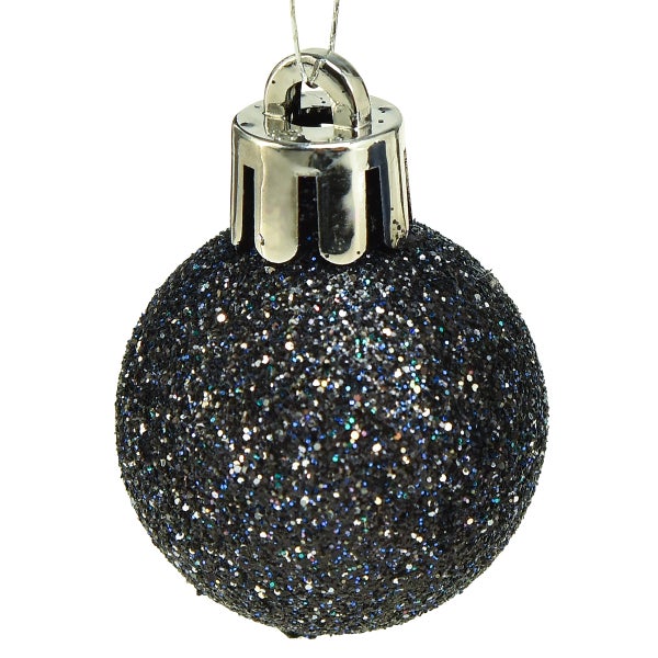 Glitzernder Christbaumschmuck in Kugelform