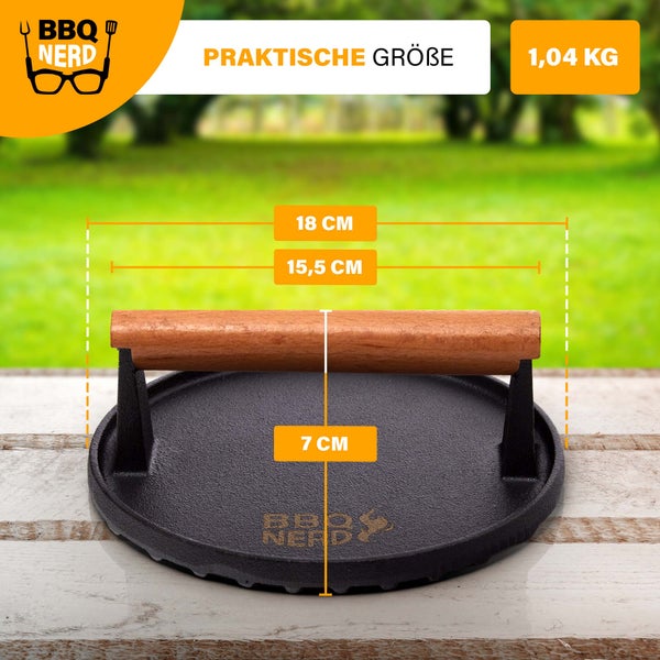 BBQ Nerd Fleischpresse aus Gusseisen mit Holzgriff - 18 cm rund | Fleischbeschwerer Burgereisen Grillpresse | Grillgewicht für BBQ Fleisch, Burger Patties, Bacon, Käse, Sandwiches etc.