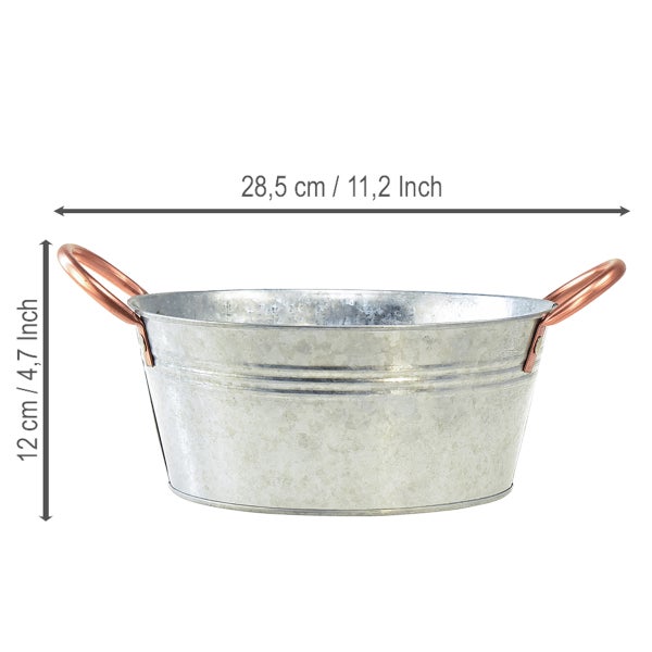 Verzinkte Metallschale mit kupferfarbenen Griffen, Breite 28,5 Zentimeter, Höhe 12 Zentimeter.