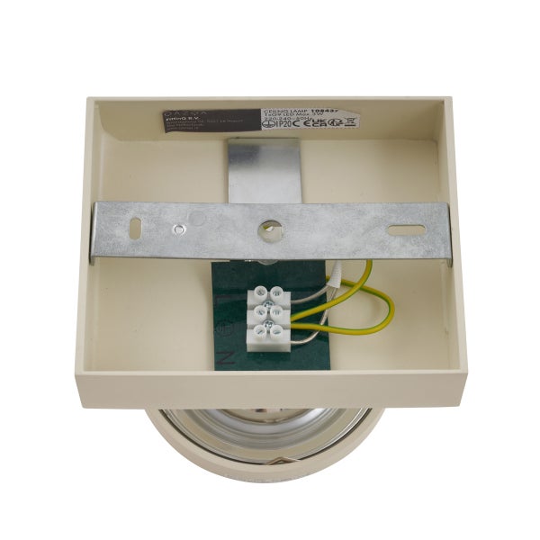 Innenansicht einer Deckenleuchte mit Metallschiene und Anschlussklemmen.