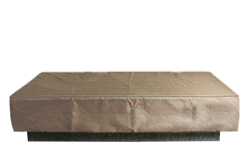 Rechteckige Schutzhülle für Gartenmöbel und Lounge-Sets aus witterungsbeständigem Material.