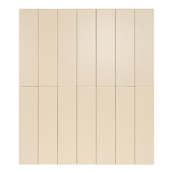 Beige Wandfliesen im Hochformat in glatter Ausführung