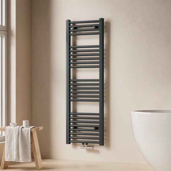 EMKE Badheizkörper Handtuchheizkörper 120x40 cm, Wasserbetrieb, Mittelanschluss, 427W, Rundrohr-Design, Anthrazit, für Badezimmer