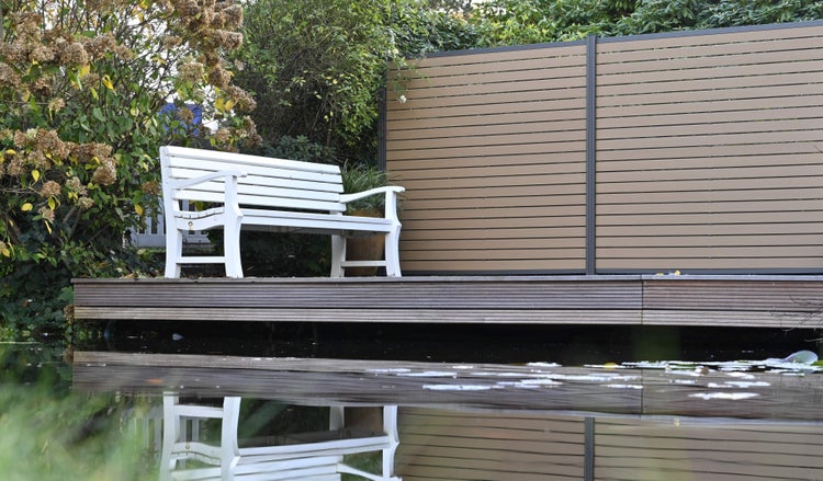 GartenLand Rhombus WPC Zaun Stockholm ca. 180 x 180 cm Sichtschutz Steckzaun Karamellbraun Aluminium Anthrazit Ohne Pfosten