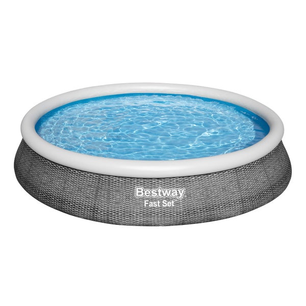 Runder Bestway Fast Set Aufstellpool in Rattan-Optik mit weißem, aufblasbarem Ring.