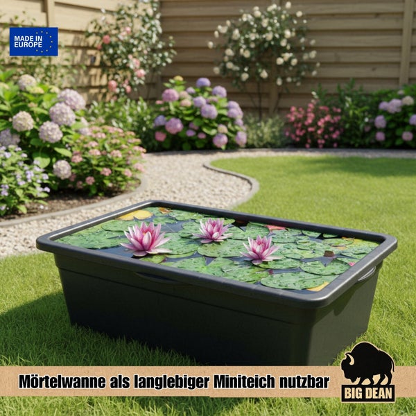 Rechteckige Mörtelwanne als Miniteich im Garten mit Seerosen und Wasserpflanzen auf Rasenfläche. Hergestellt in Europa. Marke Big Dean.