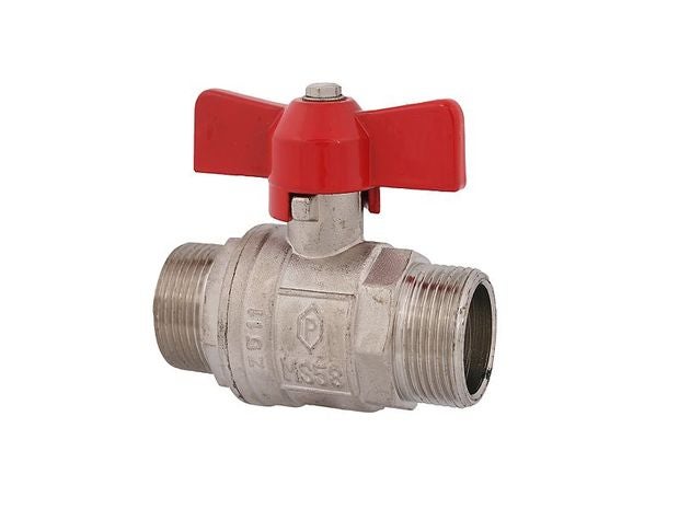 Kugelhahn mit rotem Flügelgriff und beidseitigem Außengewinde aus Metall.