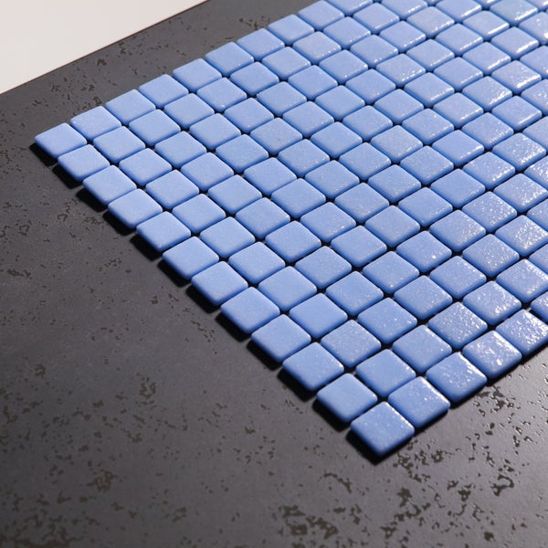 Gepresstes Glasmosaik auf Netz für Badezimmer und Küche 32.5cm x 51.5cm - Adriatic Pool