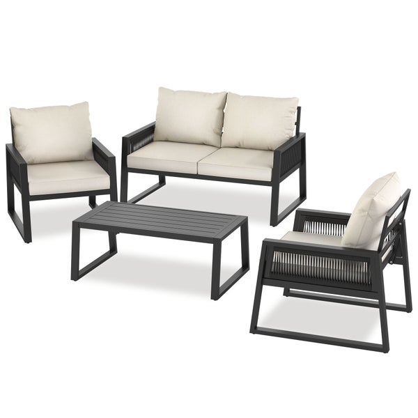 4-teiliges Garten-Lounge-Set in Schwarz mit 2-Sitzer-Sofa, zwei Sesseln und Tisch, mit Seilbespannung und beigefarbenen Kissen.
