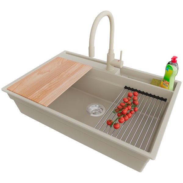 Spülbecken mit Abtropfgestell, Schneidebrett und Spülmittel