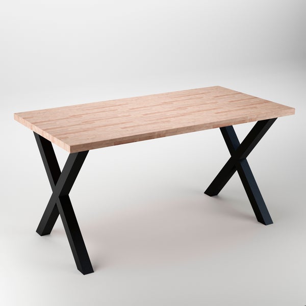 Esstisch mit massiver Holzplatte und X-foermigem Metallgestell.
